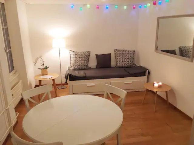 Parking Voiture & Appartement 2Pcs Lausanne Centre Lausana Exterior foto