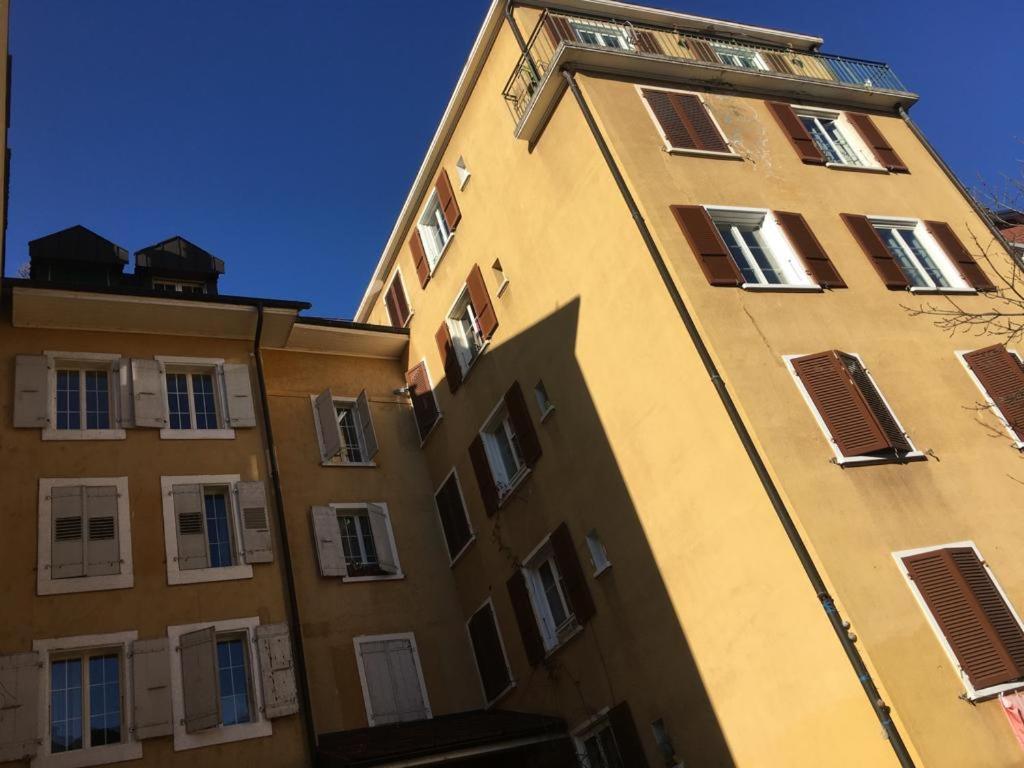Parking Voiture & Appartement 2Pcs Lausanne Centre Lausana Exterior foto